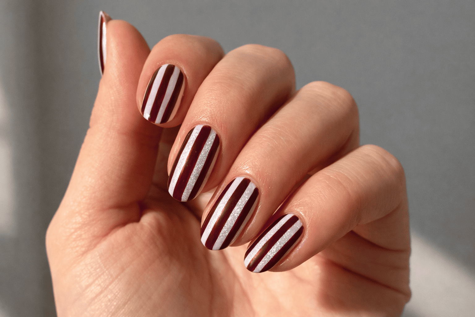 Finition ongles propre et elegante