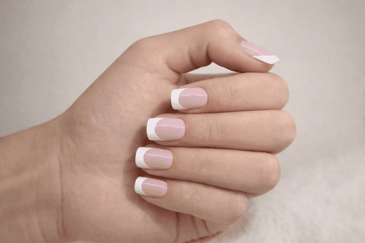 Remplissage ongles près de Poitiers