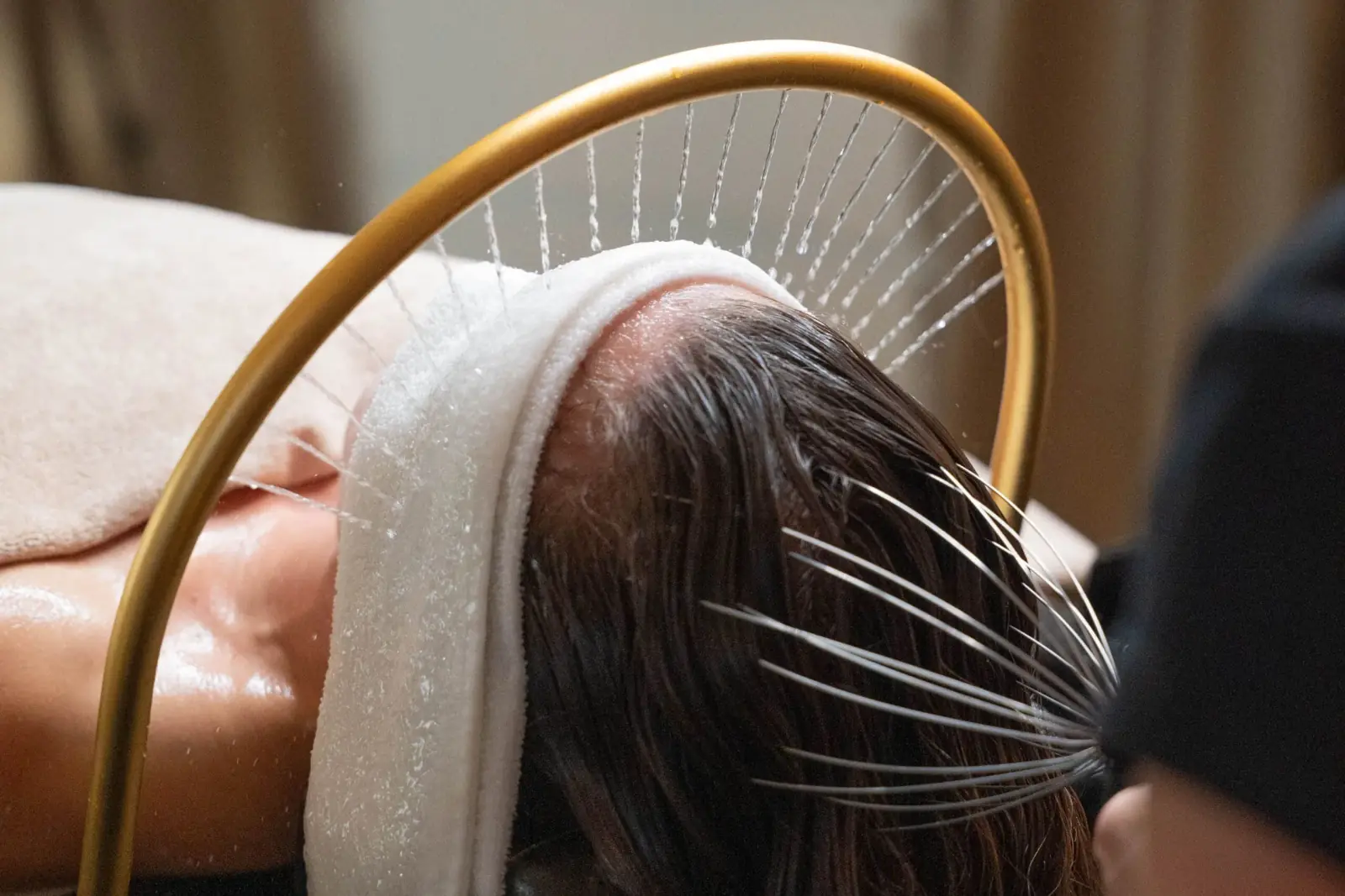 Head spa japonais en cabine à Buxerolles près de Poitiers